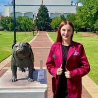 Sitter Profile Image: Olivia V.