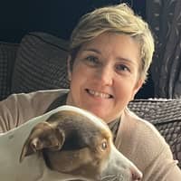 Sitter Profile Image: Shelley T.