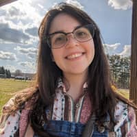 Sitter Profile Image: Amy Lee C.