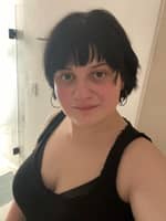 Sitter Profile Image: Elizabeth R.