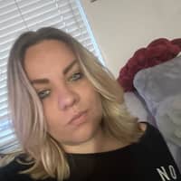 Sitter Profile Image: Maria E.