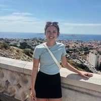 Sitter Profile Image: Taryn S.