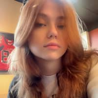 Sitter Profile Image: Arwen D.