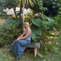 Sitter Profile Image: ella p.