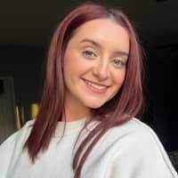 Sitter Profile Image: Emma D.