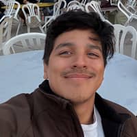 Sitter Profile Image: Alvaro M.