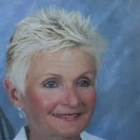 Sitter Profile Image: Carole F.