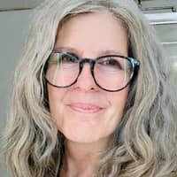 Sitter Profile Image: Nancy R.