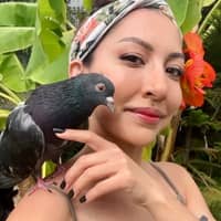 Sitter Profile Image: Christina K.