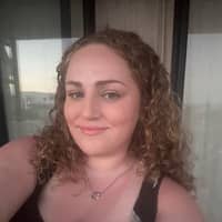 Sitter Profile Image: Taylor T.