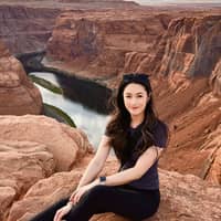 Sitter Profile Image: Amber H.