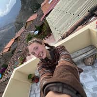 Sitter Profile Image: Molly P.