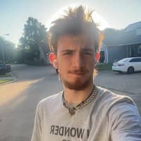 Sitter Profile Image: Tyler D.