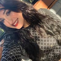 Sitter Profile Image: Vonmarie R.