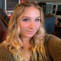 Sitter Profile Image: Taylor S.