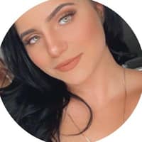 Sitter Profile Image: Shadia O.