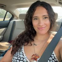 Sitter Profile Image: Shelby L.