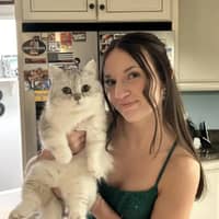 Sitter Profile Image: Carly C.