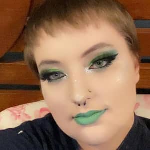 Sitter Profile Image: Isabella C.