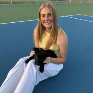 Sitter Profile Image: Ella S.