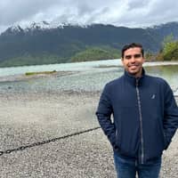 Sitter Profile Image: Bryant V.