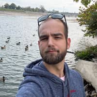 Sitter Profile Image: Dakota B.