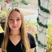 Sitter Profile Image: Sophie V.