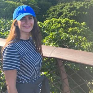 Sitter Profile Image: Lin F.