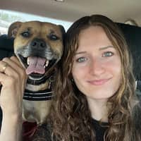 Sitter Profile Image: Mallory P.