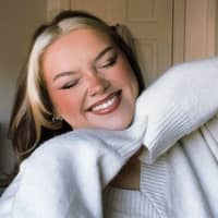 Sitter Profile Image: Mhairi M.