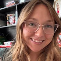 Sitter Profile Image: Christina R.