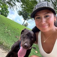 Sitter Profile Image: Leila I.