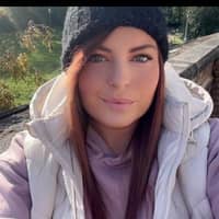 Sitter Profile Image: Nicola H.