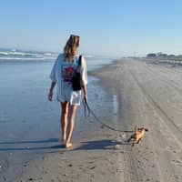 Sitter Profile Image: Emily S.