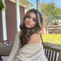 Sitter Profile Image: Hanna O.