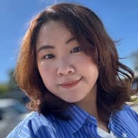 Sitter Profile Image: WEILIN C.