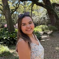 Sitter Profile Image: Melanie C.