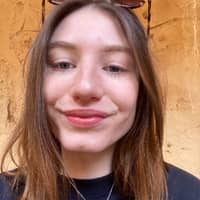 Sitter Profile Image: Rachel Y.