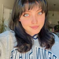 Sitter Profile Image: Mia Y.