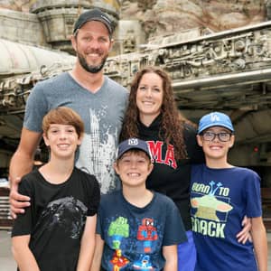 Sitter Profile Image: Antonia & Jordon T.