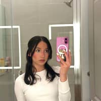 Sitter Profile Image: Maria N.