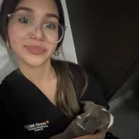 Sitter Profile Image: Gennavi M.