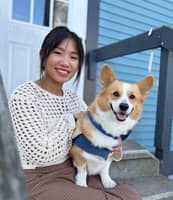 Sitter Profile Image: Vivian C.