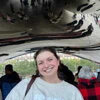 Sitter Profile Image: Holly S.