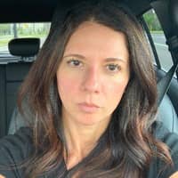 Sitter Profile Image: Isabella D.