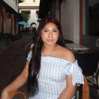 Sitter Profile Image: Alexandra D.