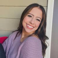 Sitter Profile Image: Olivia M.