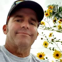 Sitter Profile Image: Travis P.