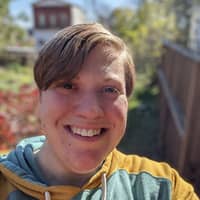 Sitter Profile Image: Nicole W.