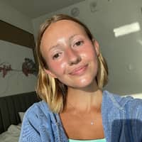 Sitter Profile Image: Amanda G.